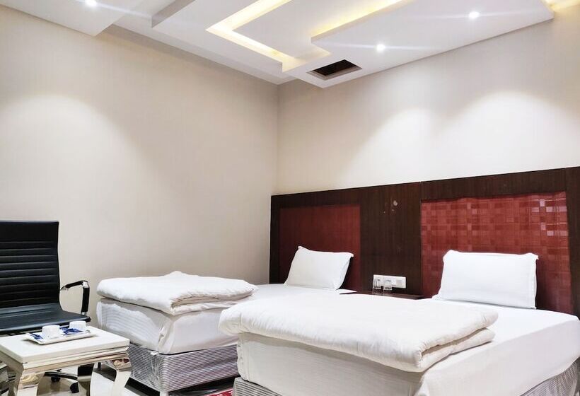 Bodhgaya Seven Inn Hotel N Restaurant