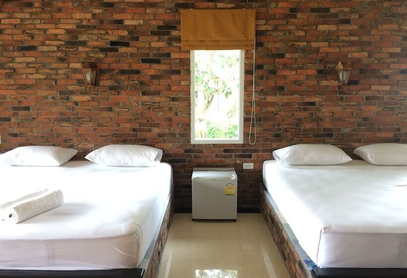 Отель I In Resort