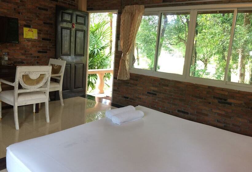 Отель I In Resort