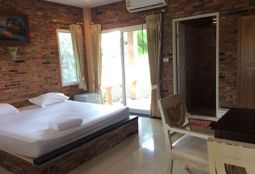 Отель I In Resort