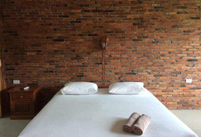 Отель I In Resort