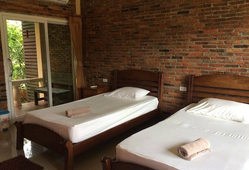 Отель I In Resort