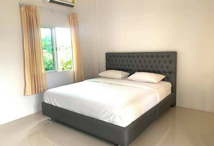 בית מלון כפרי Jirawadee Resort