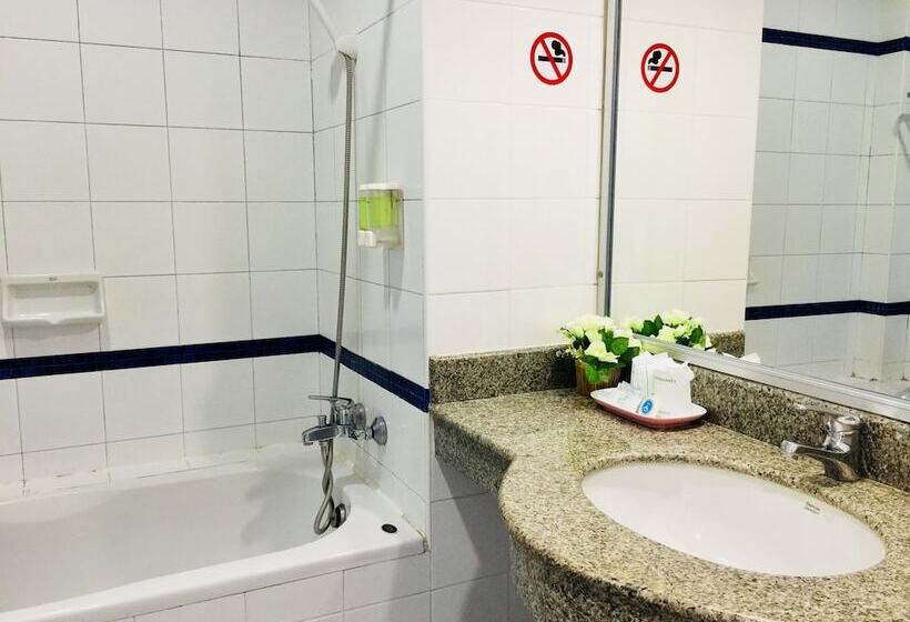 호텔 Krabi Golden Hill