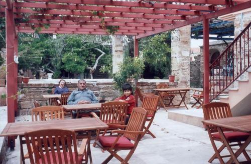 هتل Manganos Apartments