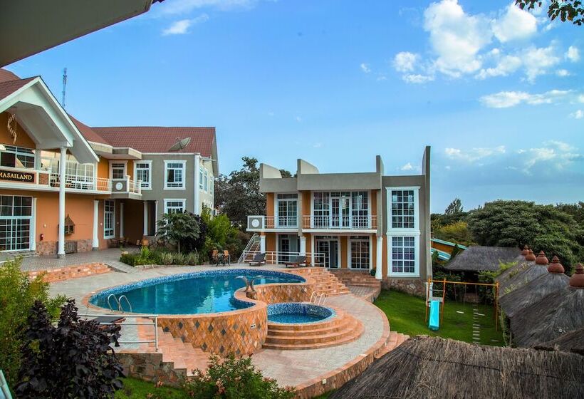 هتل Masailand Safari Lodge