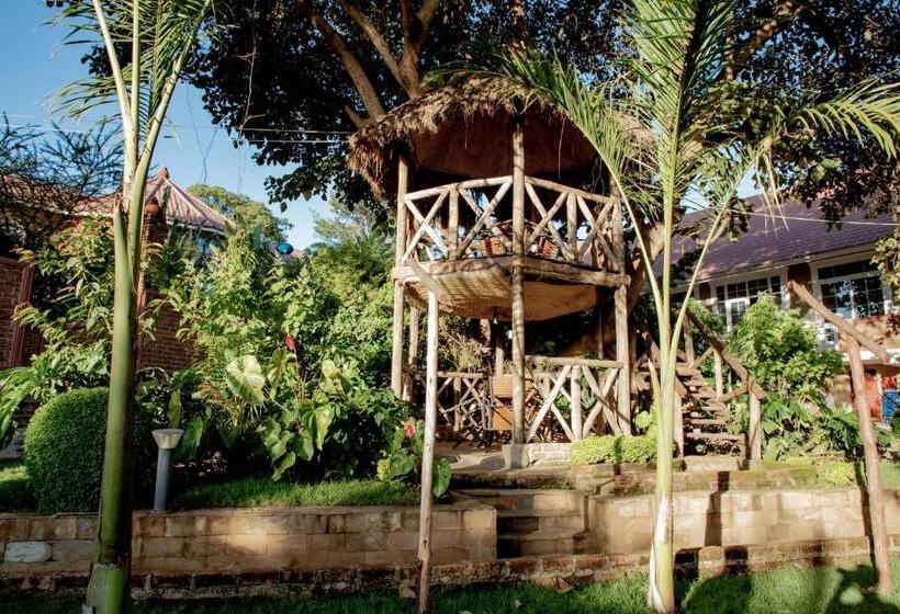 هتل Masailand Safari Lodge