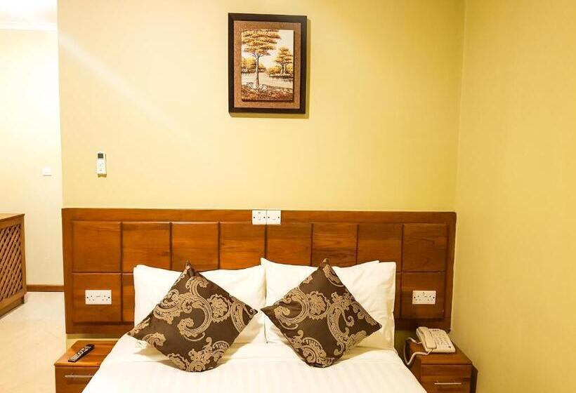 هتل Masailand Safari Lodge