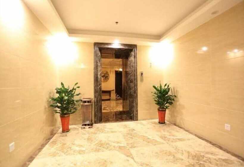 Отель Metropolo Xuzhou Pengcheng Square Golden Shield