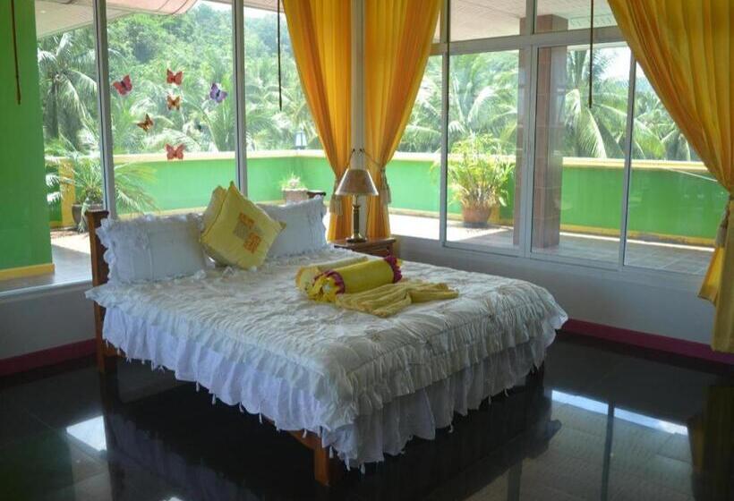 Отель Sairougn Seaview