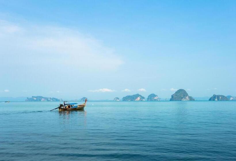 Отель Sairougn Seaview