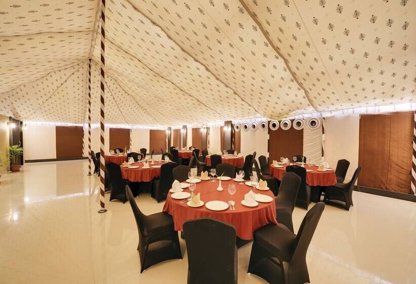 בית מלון כפרי Sterling Kanha