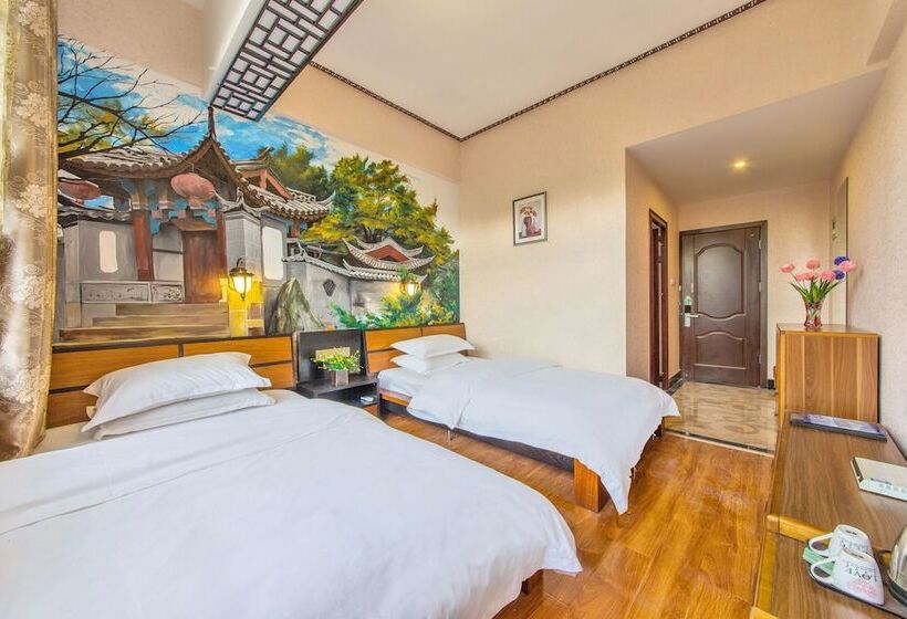 Отель The Home Of Art And Painting