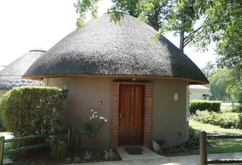 فندق The Nest Drakensberg Mountain Resort