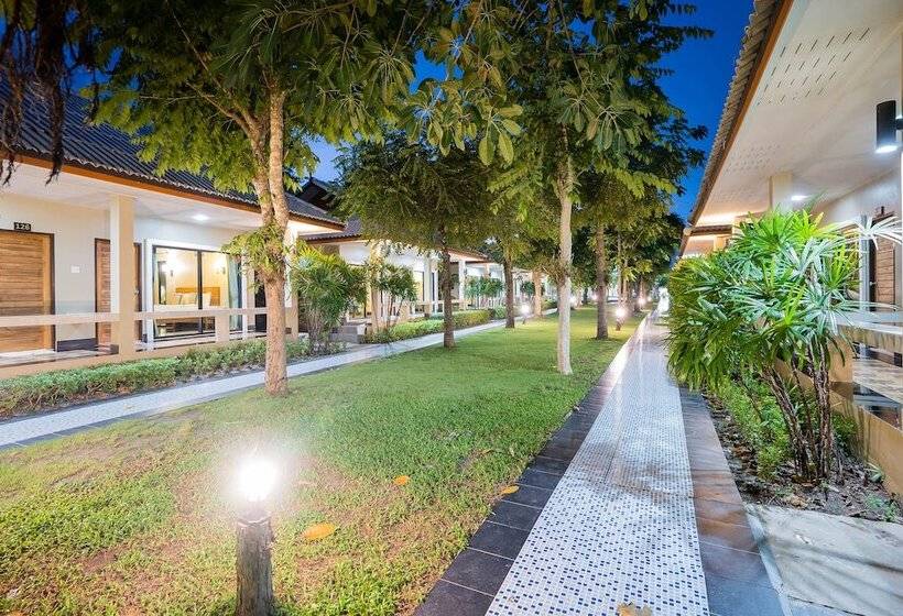 ホテル Tontan Resort Chaam