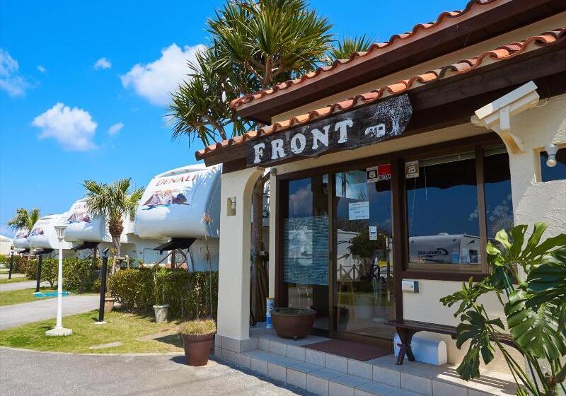 ホテル Woodpecker Nakijin