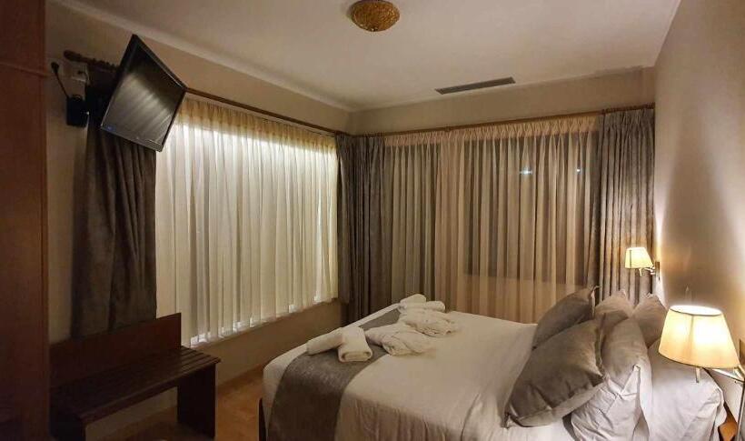 ホテル Xenios Dias Boutique