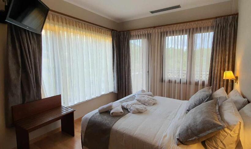 ホテル Xenios Dias Boutique