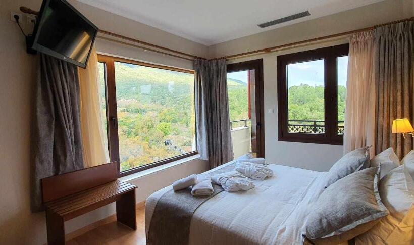 ホテル Xenios Dias Boutique