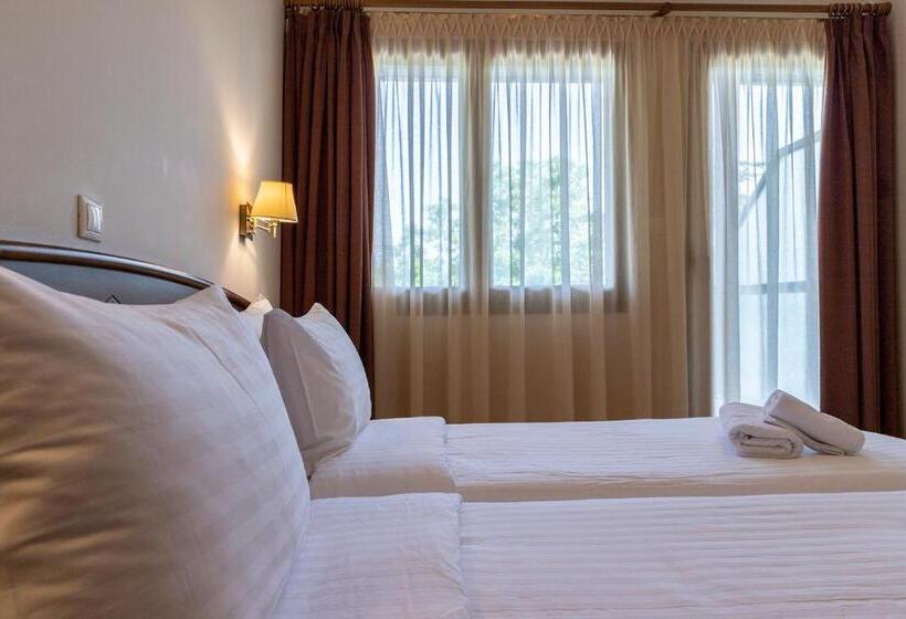 ホテル Xenios Dias Boutique