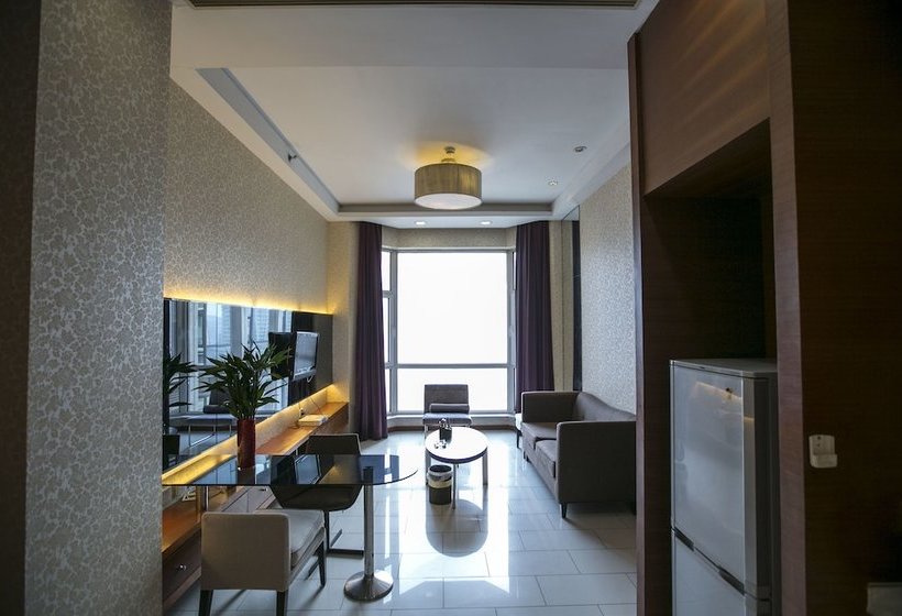 Love Holiday Inn Apartment