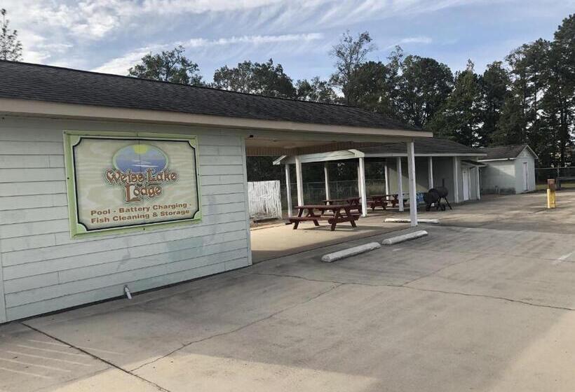 فندق على الطريق Weiss Lake Lodge