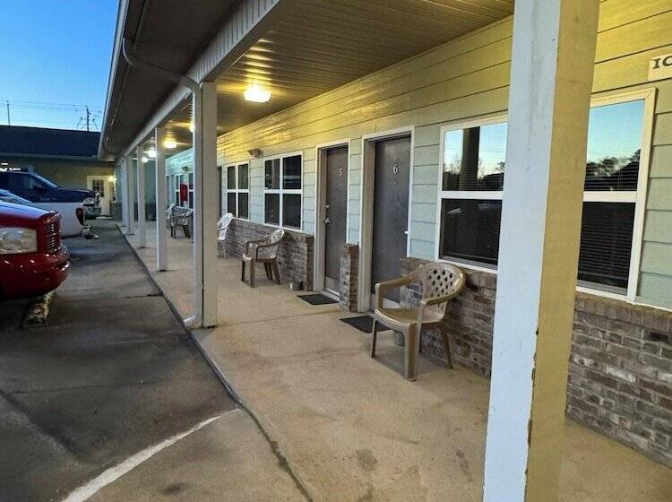 فندق على الطريق Weiss Lake Lodge