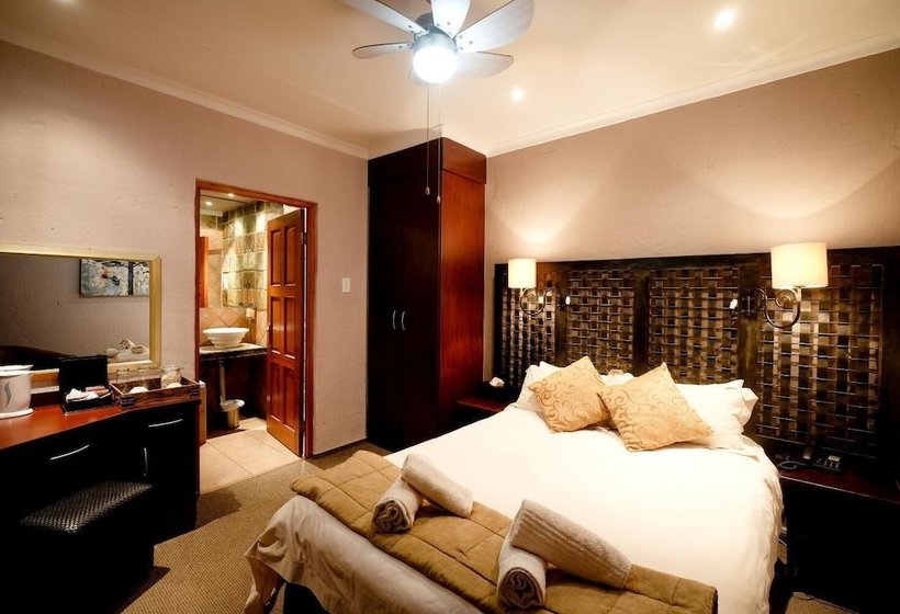 Oxbow Country Estate