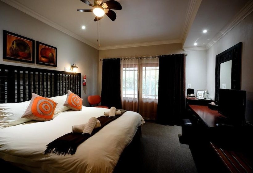 Oxbow Country Estate