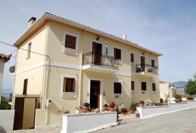 פנסיון Xenonas Chrisso