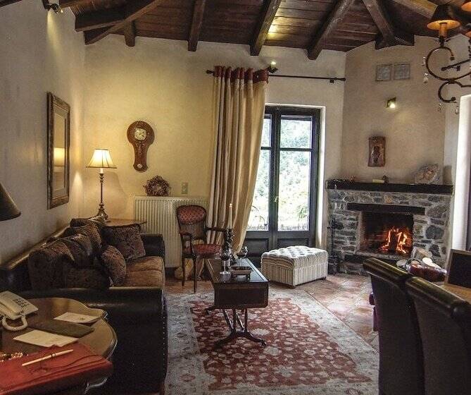 Пансион Ostra Menalon Luxury Suites