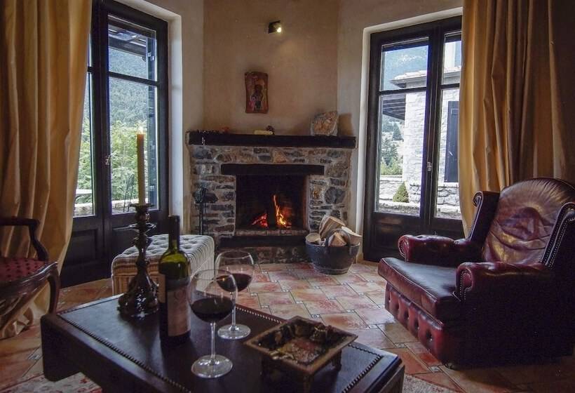 Пансион Ostra Menalon Luxury Suites