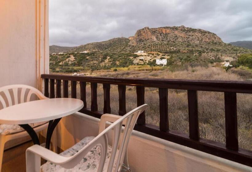 ペンション Savas Rooms