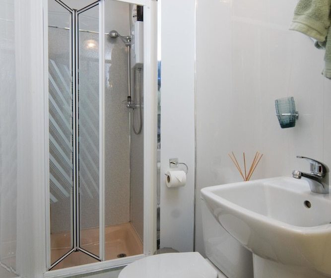 مبيت وإفطار Norwood Guesthouse