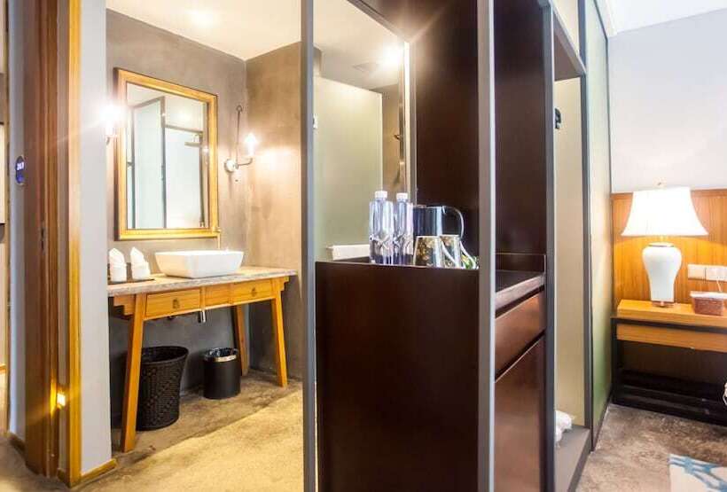 Courtyard Hotel – Li River Branch