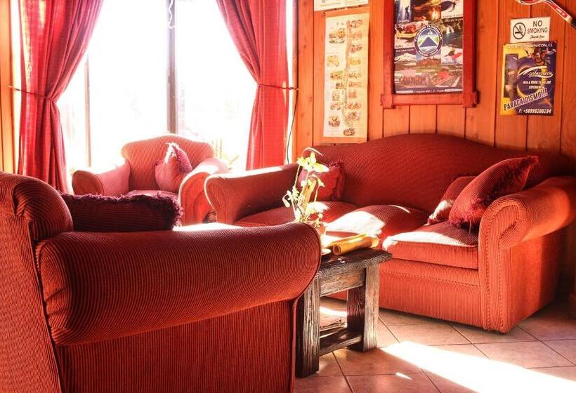 Hostal El Nogal Pucón
