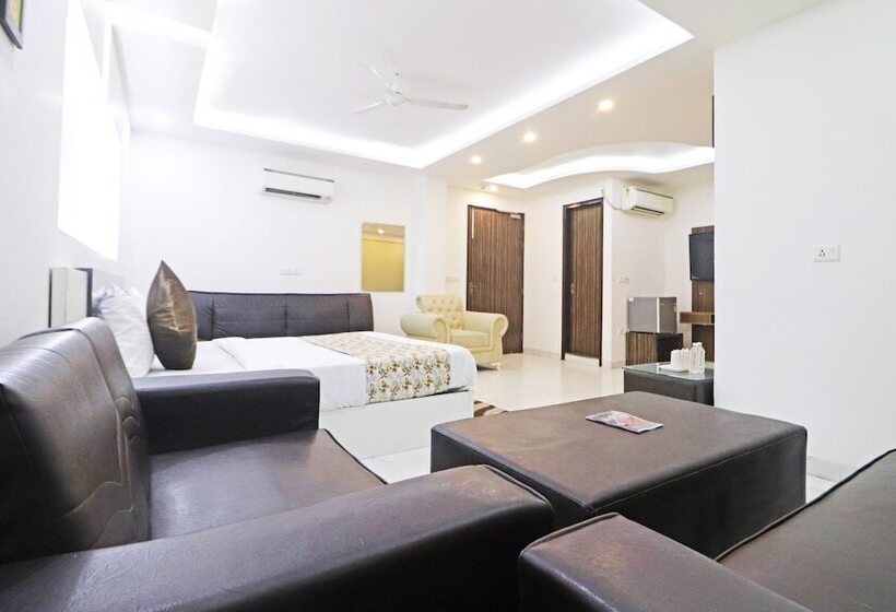 هتل Mayda Prime Near Delhi Airport