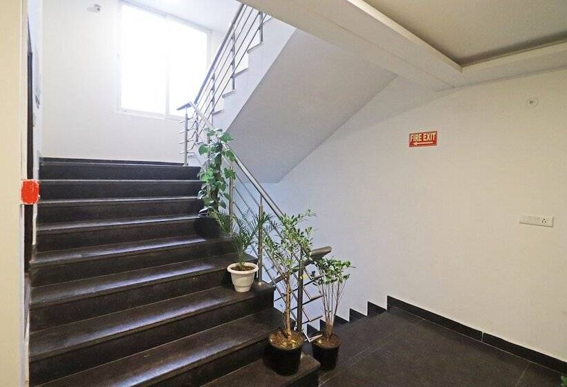 هتل Mayda Prime Near Delhi Airport