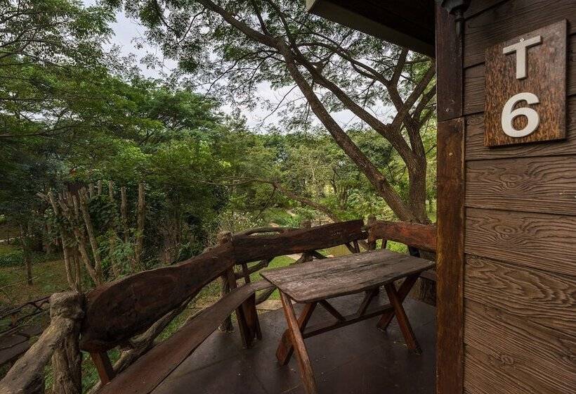 ホテル Alongkorn Farm And Resort