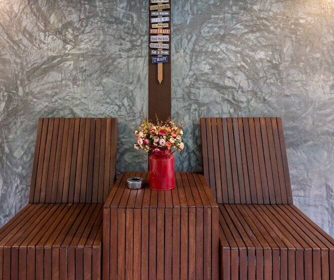 ホテル Alongkorn Farm And Resort