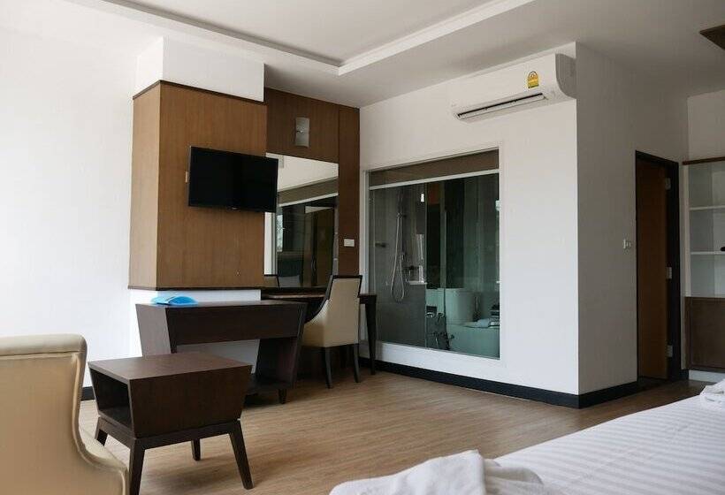 Blu Hotel Nakhon Phanom