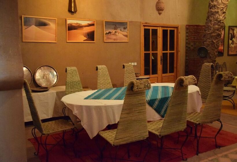 هتل Carrefour Des Nomades