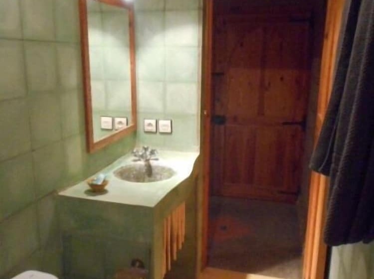 هتل Carrefour Des Nomades