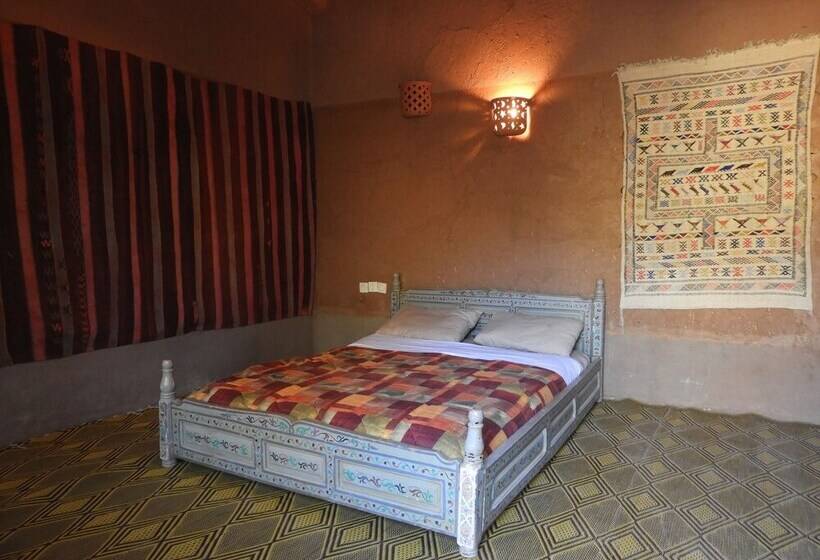 هتل Carrefour Des Nomades