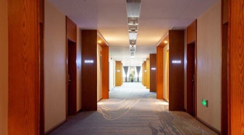 فندق Friendship Convention Center