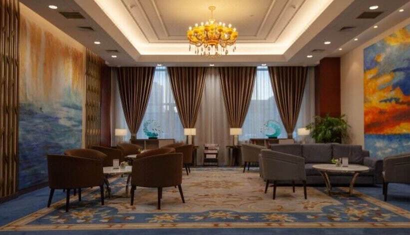 فندق Friendship Convention Center