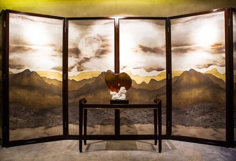 فندق Friendship Convention Center