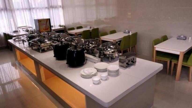 فندق Greentree Inn Hefei Feidong New District Huishang City Express