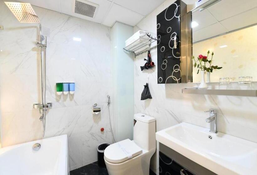 Bella Rosa Trendy Hotel & Spa