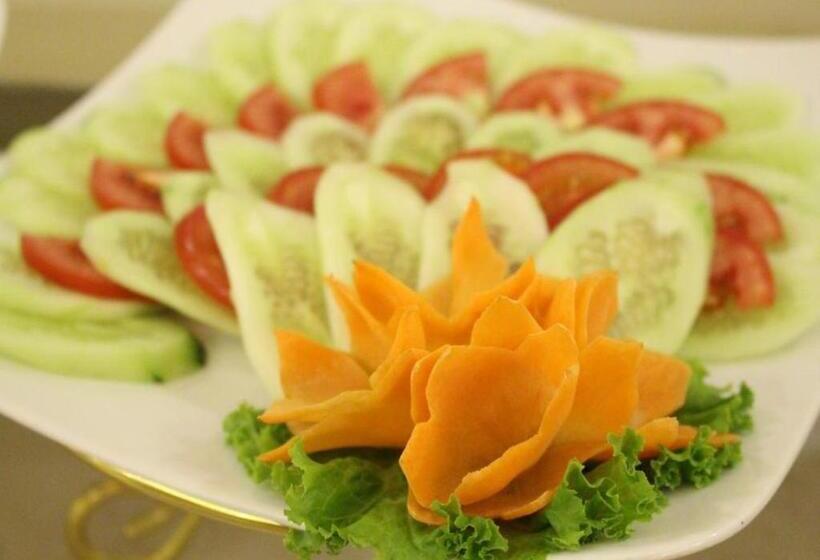 Bella Rosa Trendy Hotel & Spa